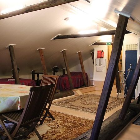 Kartano Hostel Kokemäki Esterno foto
