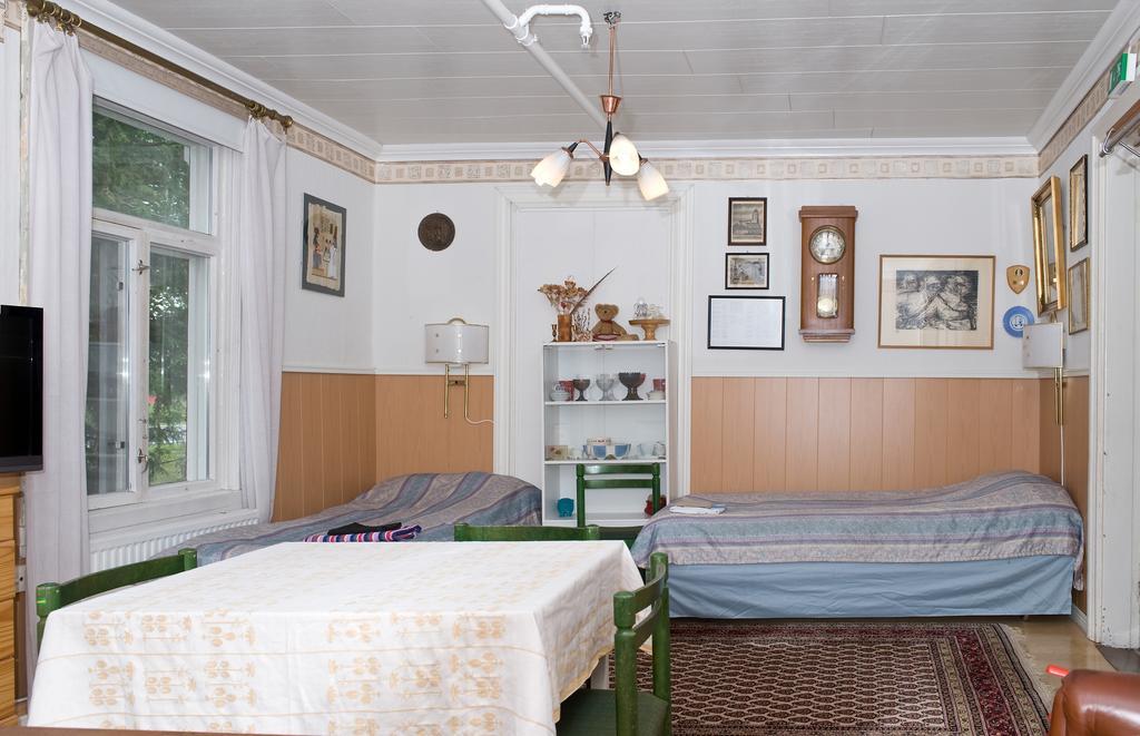 Kartano Hostel Kokemäki Esterno foto