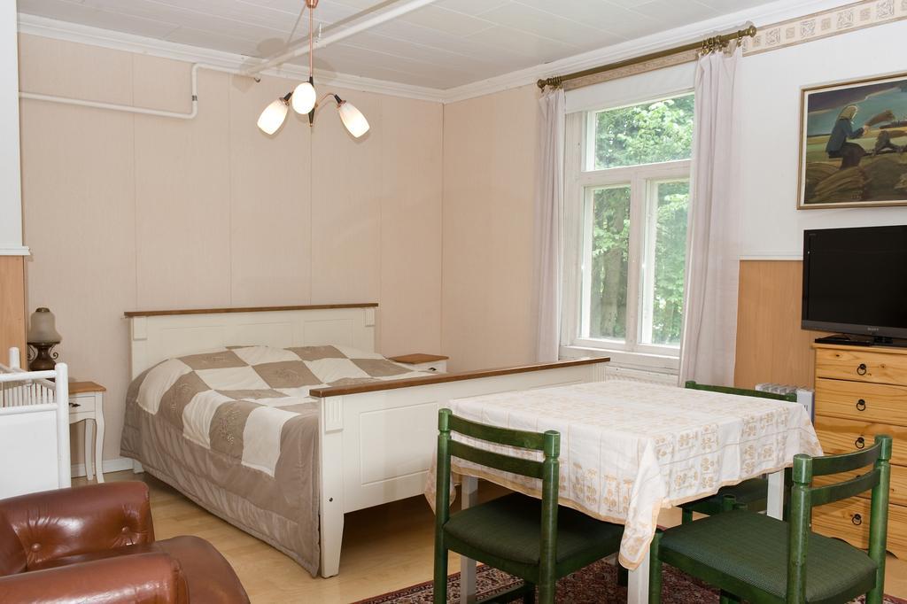 Kartano Hostel Kokemäki Esterno foto