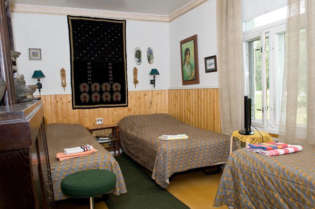 Kartano Hostel Kokemäki Esterno foto