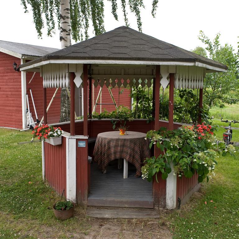 Kartano Hostel Kokemäki Esterno foto